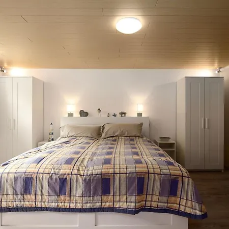 アパート Leuchtturm Dreangel ハイケンドルフ